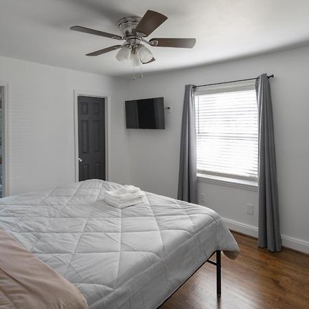 3Bed City Ranch Near Dtr 롤리 외부 사진