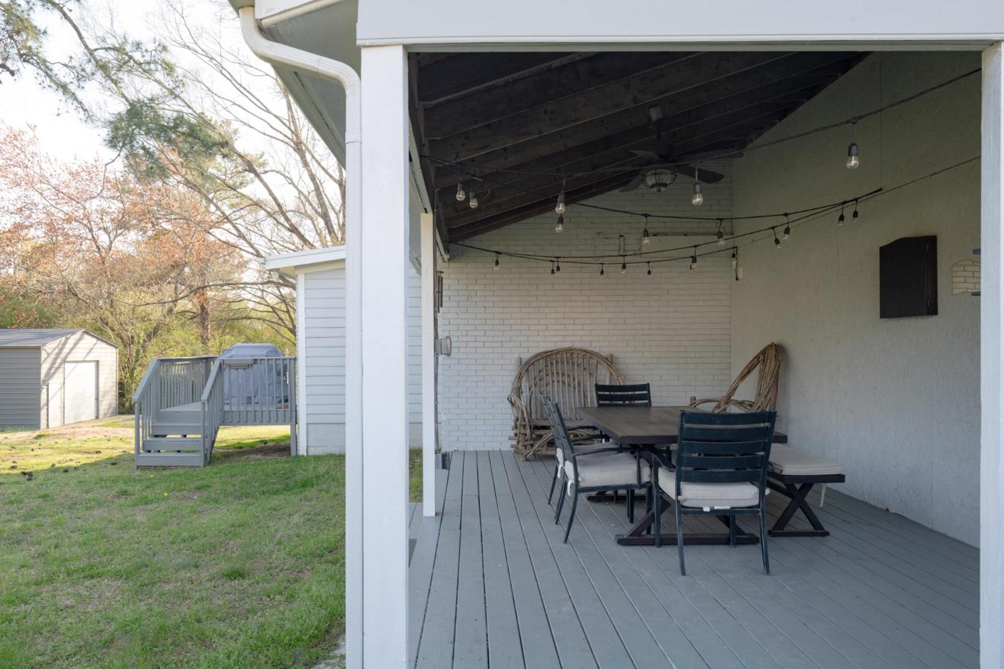 3Bed City Ranch Near Dtr 롤리 외부 사진
